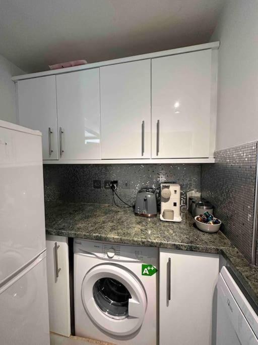 Lovely Duplex Apartment In Edinburgh City Centre Exteriör bild