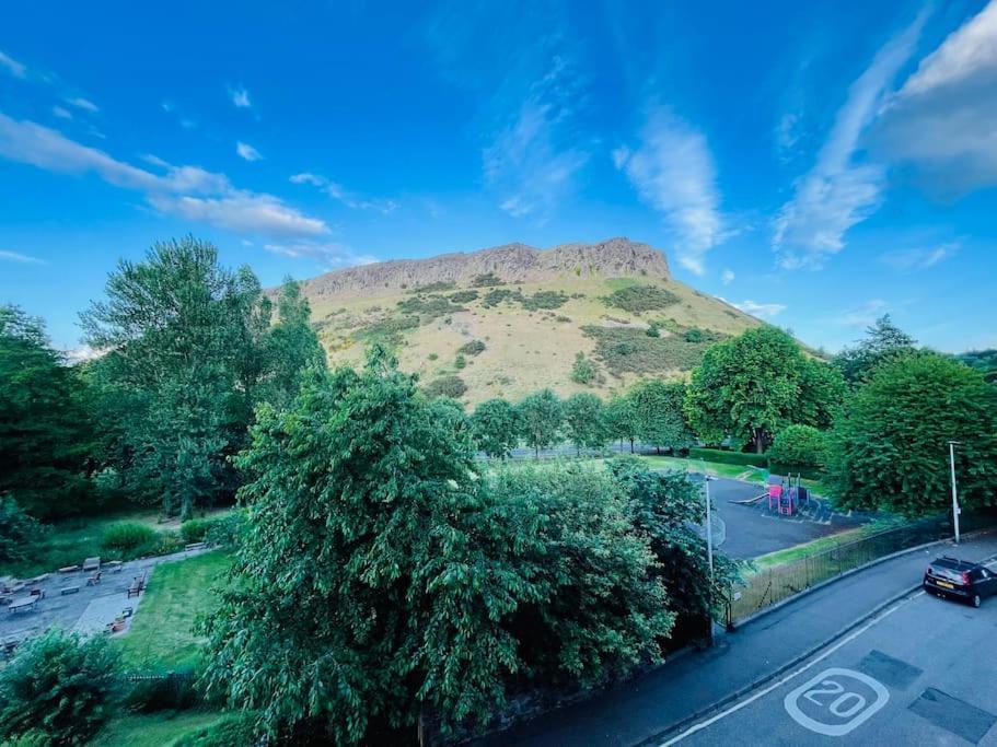 Lovely Duplex Apartment In Edinburgh City Centre Exteriör bild